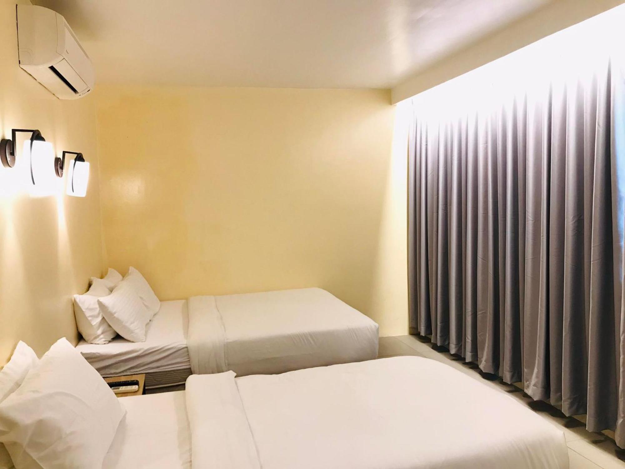 Dosi Hotel Ph Talisay Kültér fotó